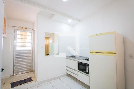 Quarto/Cozinha de casa para alugar com 1 quarto, 20m² em Vila Suíça, Santo André