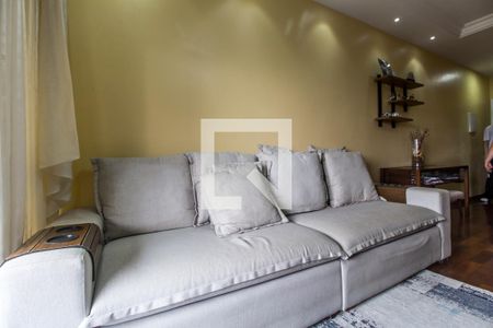 Sala de TV de apartamento à venda com 3 quartos, 86m² em Empresarial 18 do Forte, Barueri