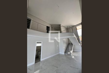 Casa à venda com 4 quartos, 410m² em Chácara Cotia, Contagem