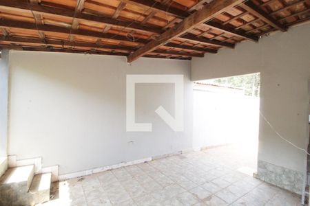 Área de Serviço de casa para alugar com 2 quartos, 180m² em Carajás, Uberlândia