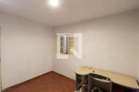 Sala 2 de casa para alugar com 2 quartos, 180m² em Carajás, Uberlândia