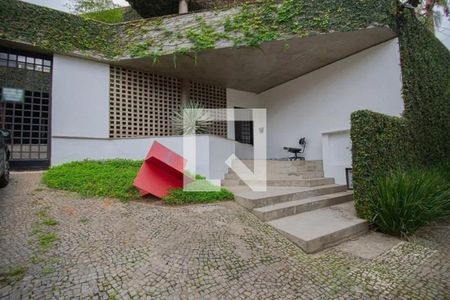 Casa à venda com 4 quartos, 700m² em Jardim Guedala, São Paulo