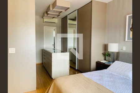 Apartamento à venda com 2 quartos, 156m² em Vila Olímpia, São Paulo