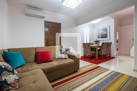 Sala de casa à venda com 3 quartos, 280m² em Vila Madalena, São Paulo