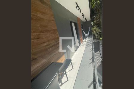 Casa à venda com 2 quartos, 165m² em Piratininga, Niterói