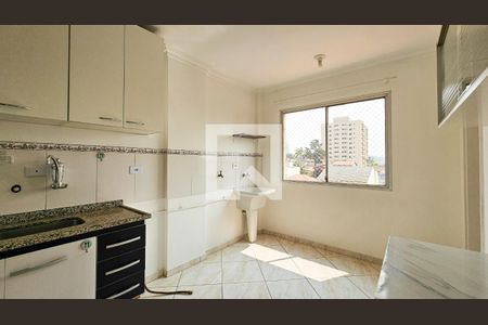 Cozinha de apartamento à venda com 2 quartos, 65m² em Jardim Cidália, São Paulo