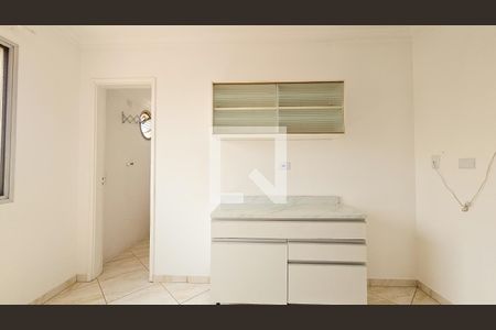 Cozinha de apartamento à venda com 2 quartos, 65m² em Jardim Cidália, São Paulo