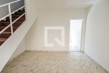 Sala de casa de condomínio para alugar com 2 quartos, 60m² em Itapoã, Belo Horizonte