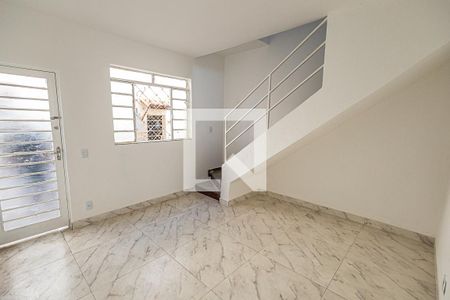 Sala de casa de condomínio para alugar com 2 quartos, 60m² em Itapoã, Belo Horizonte