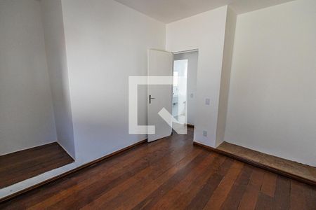 Quarto 1 / 2º andar de casa de condomínio para alugar com 2 quartos, 60m² em Itapoã, Belo Horizonte