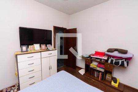 Quarto 1 de casa à venda com 3 quartos, 360m² em Vila Belem, Contagem