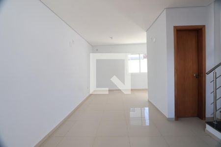 Sala de casa à venda com 2 quartos, 78m² em Fátima, Canoas