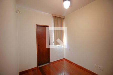 Suite de apartamento à venda com 3 quartos, 62m² em Sagrada Família, Belo Horizonte