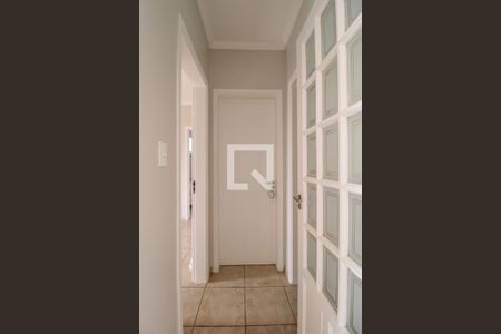 Corredor  de apartamento à venda com 2 quartos, 87m² em Taquaral, Campinas