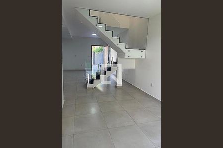 Casa à venda com 4 quartos, 141m² em Piratininga, Niterói