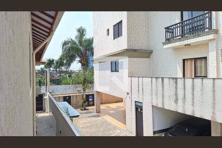 Vista da sala de casa para alugar com 2 quartos, 70m² em Vila Caiçara, Praia Grande