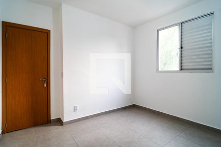 Quarto 2 de apartamento para alugar com 2 quartos, 47m² em Jardim America, Sorocaba