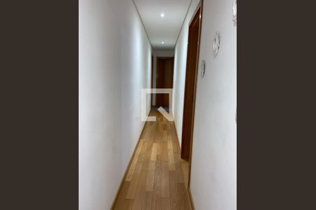 Apartamento à venda com 153m², 3 quartos e 3 vagas Apartamento à venda com 153m², 3 quartos e 3 vagasCorredor