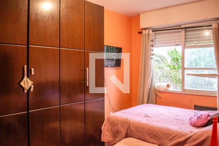 Quarto 1 de apartamento à venda com 2 quartos, 53m² em Cristal, Porto Alegre