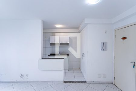 Sala de apartamento para alugar com 2 quartos, 43m² em Loteamento City Jaragua, São Paulo