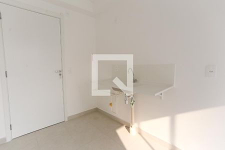 Sala/Cozinha de apartamento para alugar com 2 quartos, 32m² em Jardim Celeste, São Paulo