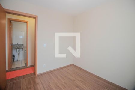 Quarto 1 de apartamento para alugar com 2 quartos, 47m² em Costa E Silva, Porto Alegre