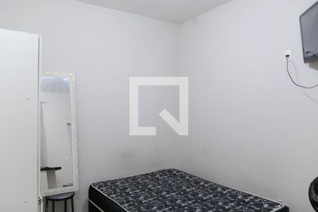 Quarto/Sala de kitnet/studio para alugar com 1 quarto, 20m² em Bonfim, Belo Horizonte