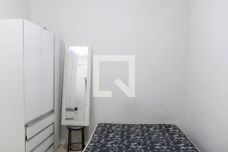 Quarto/Sala de kitnet/studio para alugar com 1 quarto, 20m² em Bonfim, Belo Horizonte