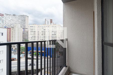 Varanda da Sala/Quarto de kitnet/studio para alugar com 1 quarto, 19m² em Bela Vista, São Paulo