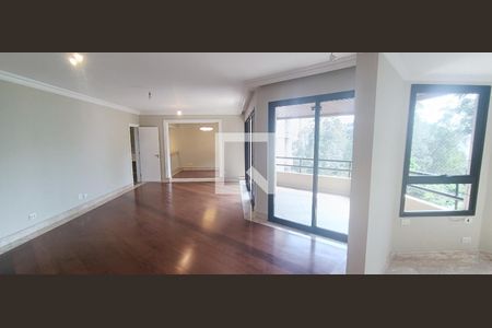 Apartamento para alugar com 227m², 3 quartos e 3 vagasSala