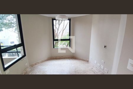 Sala de apartamento à venda com 5 quartos, 227m² em Vila Suzana, São Paulo