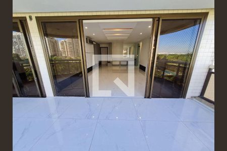 Apartamento à venda com 3 quartos, 157m² em Barra da Tijuca, Rio de Janeiro