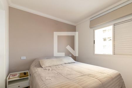 Quarto 1 de apartamento para alugar com 2 quartos, 65m² em Vila Uberabinha, São Paulo