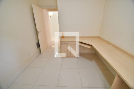 Sala / Escritório de casa de condomínio para alugar com 4 quartos, 253m² em Vila Hollândia, Campinas