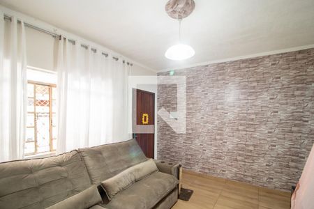 Sala de casa à venda com 3 quartos, 140m² em Vila Constança, São Paulo