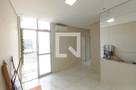 Sala de apartamento para alugar com 2 quartos, 65m² em Jardim das Bandeiras, Campinas