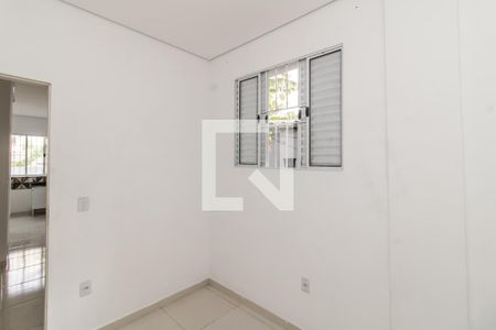 Quarto 1 de casa para alugar com 1 quarto, 36m² em Vila Buenos Aires, São Paulo