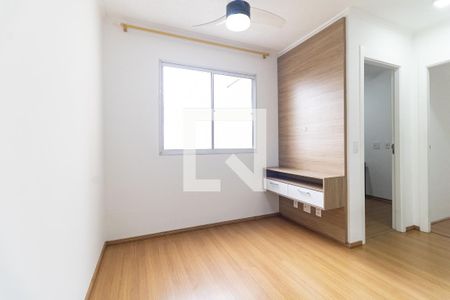 Sala de apartamento para alugar com 2 quartos, 41m² em Jardim Santa Emília, São Paulo