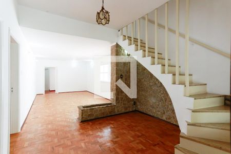 Sala de casa à venda com 6 quartos, 180m² em Butantã, São Paulo