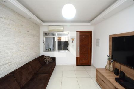 Sala de casa à venda com 3 quartos, 130m² em Vila Romano, São Paulo