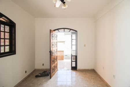 Sala de casa para alugar com 2 quartos, 107m² em Piam, Belford Roxo