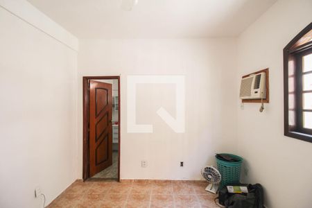 Suíte de casa para alugar com 2 quartos, 107m² em Piam, Belford Roxo