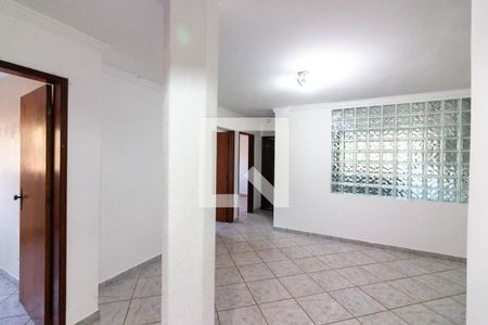 Sala de apartamento para alugar com 3 quartos, 75m² em Qd 10, Brasília