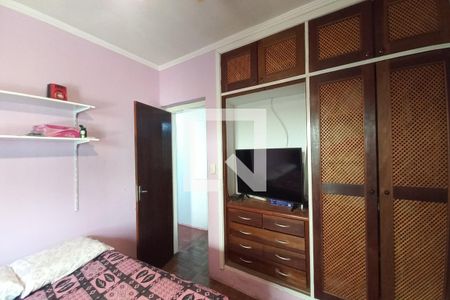 Quarto 1  de casa à venda com 3 quartos, 250m² em Jardim Nova Europa, Campinas