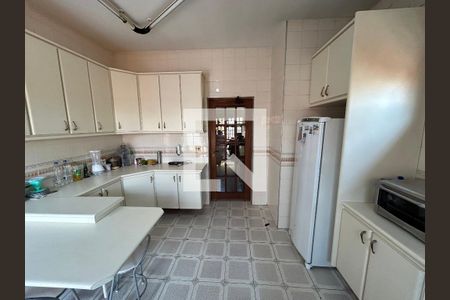 Cozinha de casa à venda com 3 quartos, 250m² em Vila Romana, São Paulo