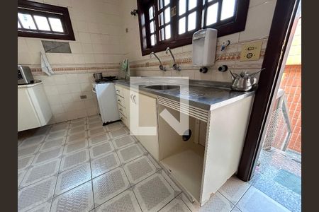 Cozinha de casa à venda com 3 quartos, 250m² em Vila Romana, São Paulo