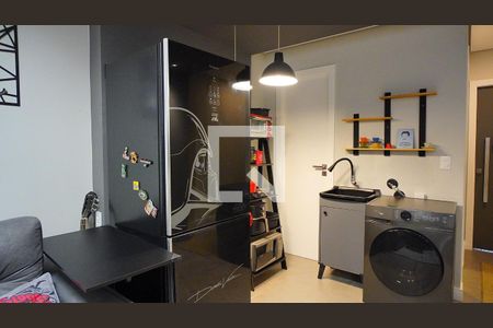 Sala - cozinha de kitnet/studio para alugar com 1 quarto, 35m² em Centro, Florianópolis