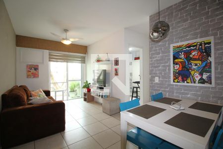 Sala de apartamento para alugar com 2 quartos, 69m² em Barra Olímpica, Rio de Janeiro