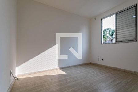 Quarto 1 de apartamento para alugar com 2 quartos, 39m² em Parque Santana, Mogi das Cruzes