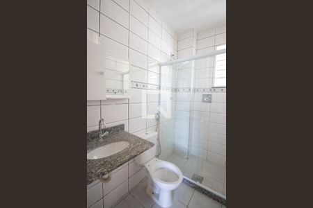 Banheiro de apartamento para alugar com 2 quartos, 110m² em Colubande, São Gonçalo